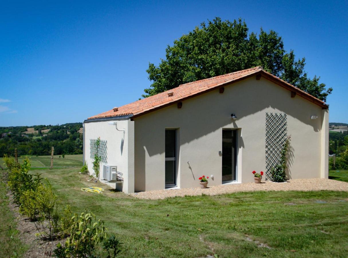 Spa Nordique Avec Vue Sur La Campagne Saint-Paul-Lizonne Exterior foto